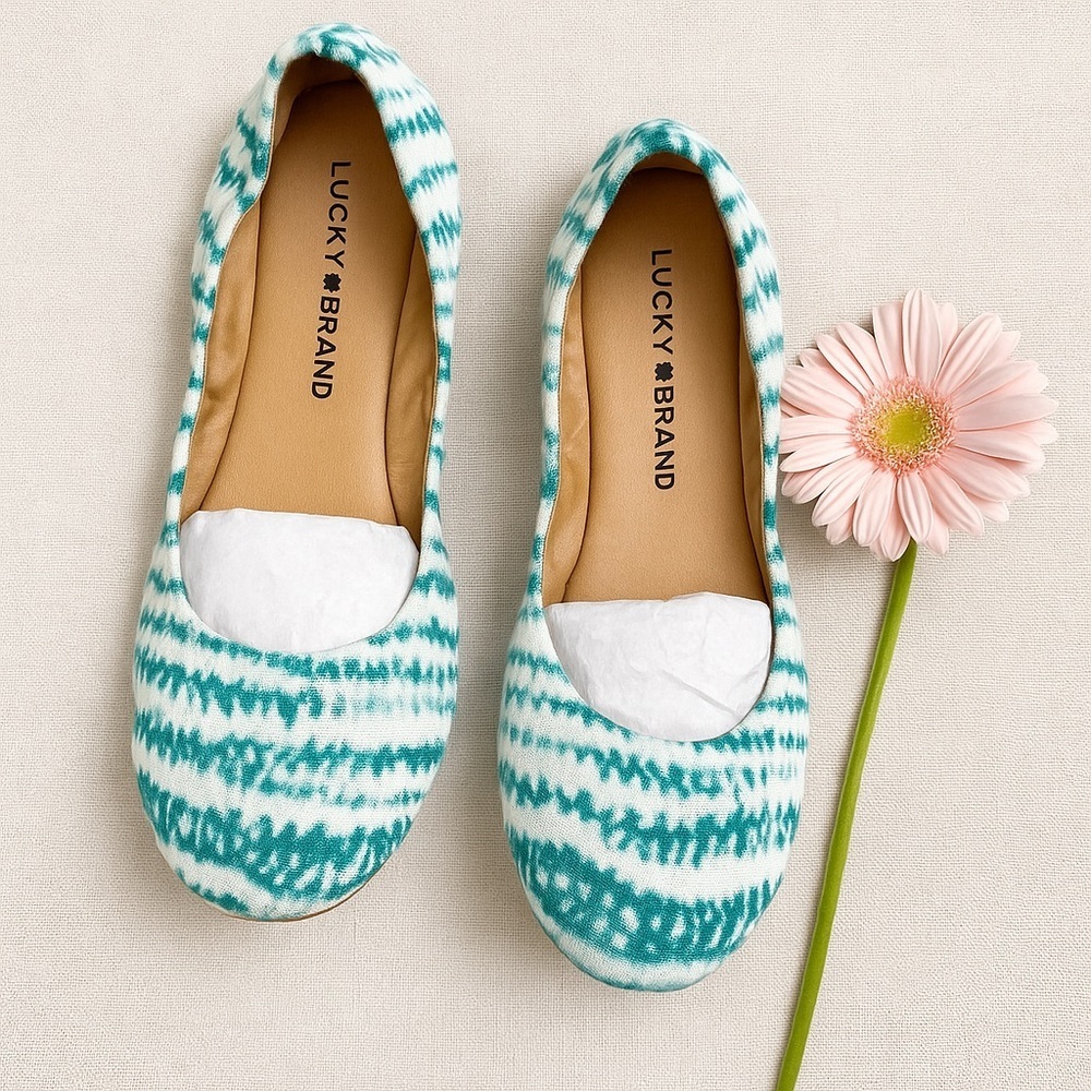 Lucky Brand Teal and White Flats